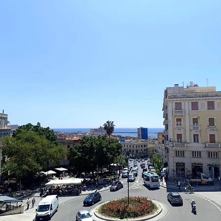 Apartment Regina House Al Centro Di