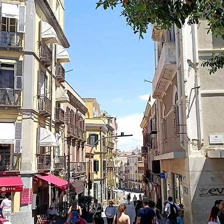 Regina House Al Centro Di * Cagliari