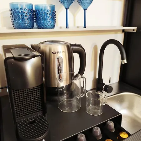 Regina House Al Centro Di * كالياري