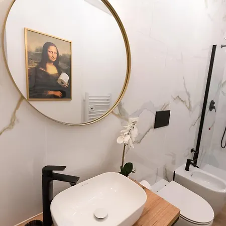 Regina House Al Centro Di شقة