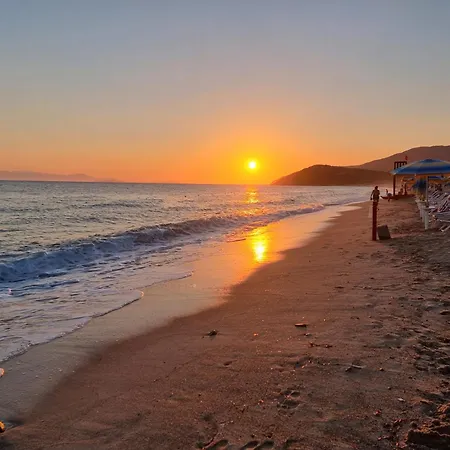 Regina House Al Centro Di شقة كالياري